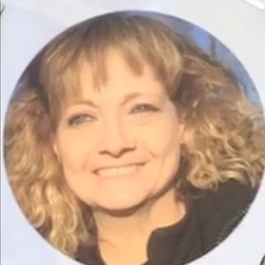 Meet your Posher, Pamela